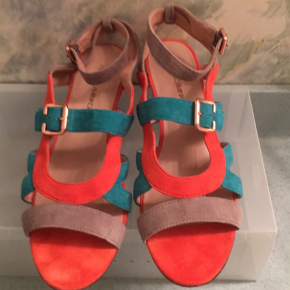 Shoes - Picture 2 of 5